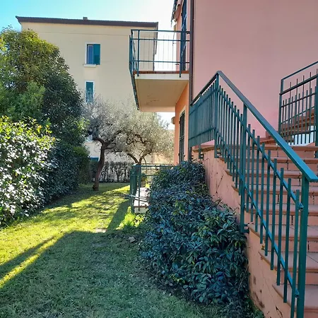 La Casa Di Giuly 斯培西亚